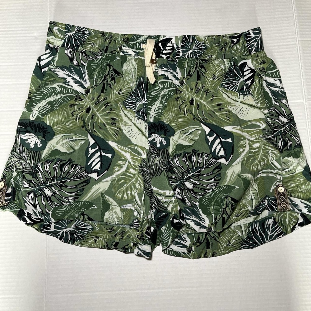 Green tropical print elastic waistband Women’s Silk Shorts Size L